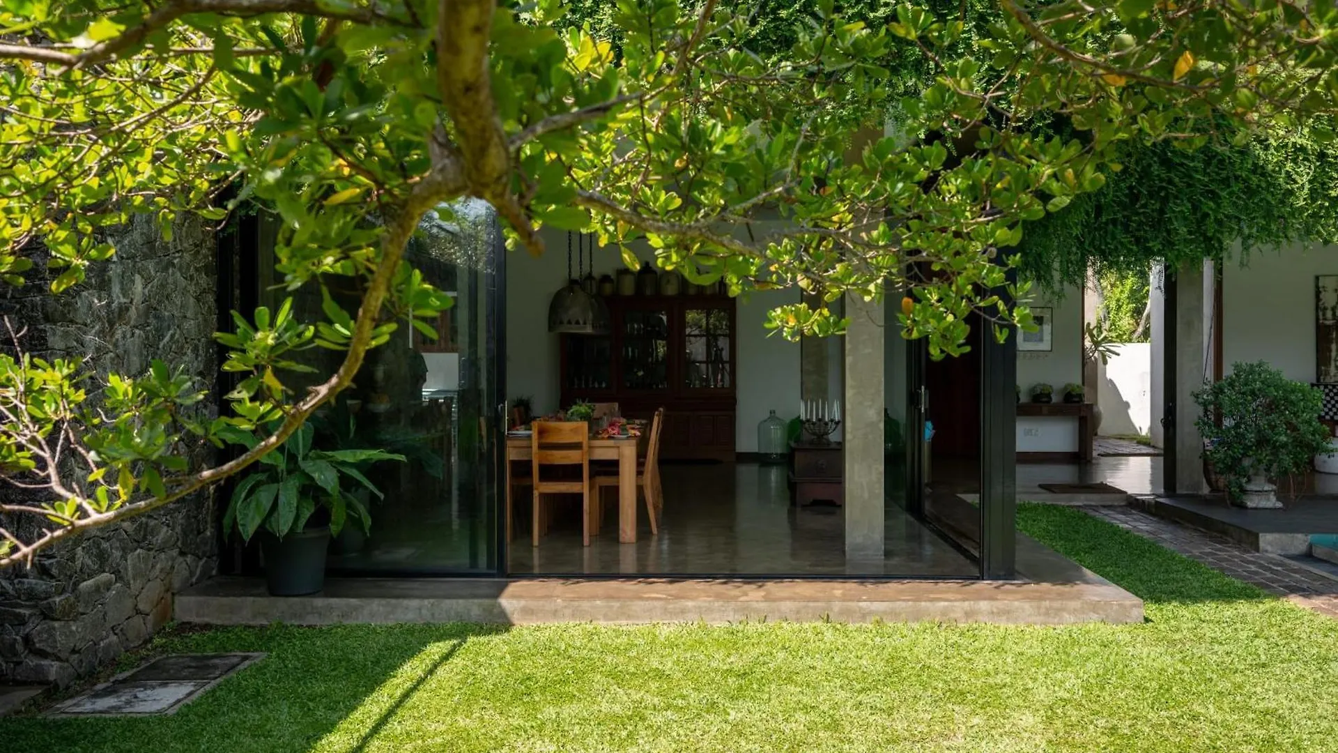 Villa Tranquil Waters Negombo